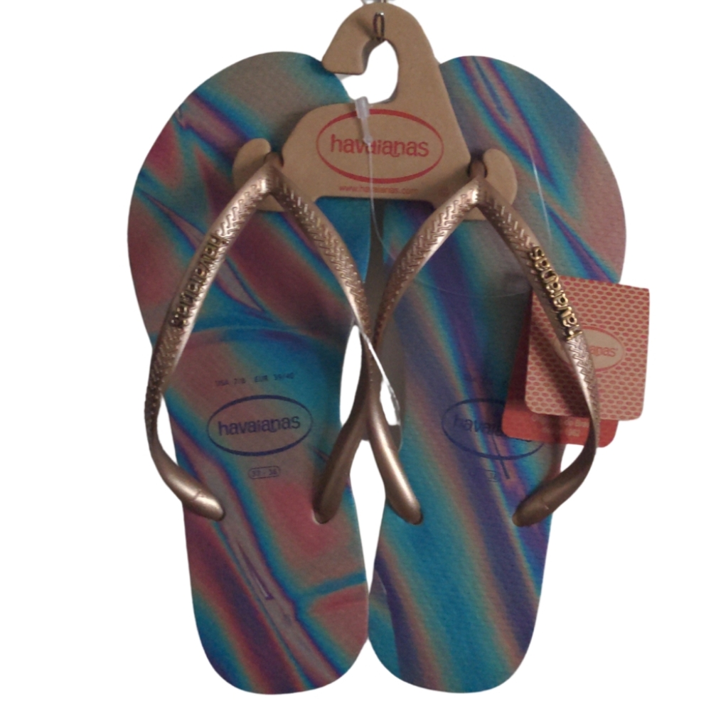 NWT Havaianas Multicolor Flip Flops with Gold Straps
